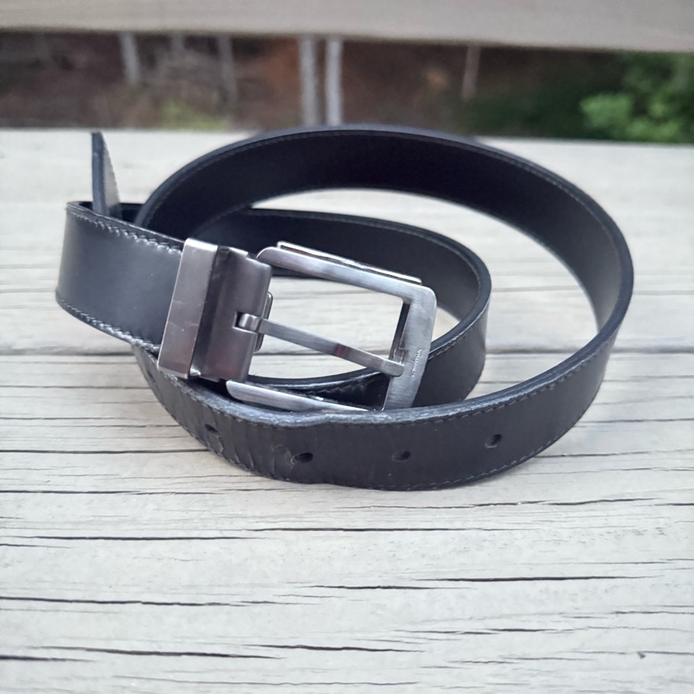 Salvatore Ferragamo silver buckle black leather belt - Picture 2 of 12